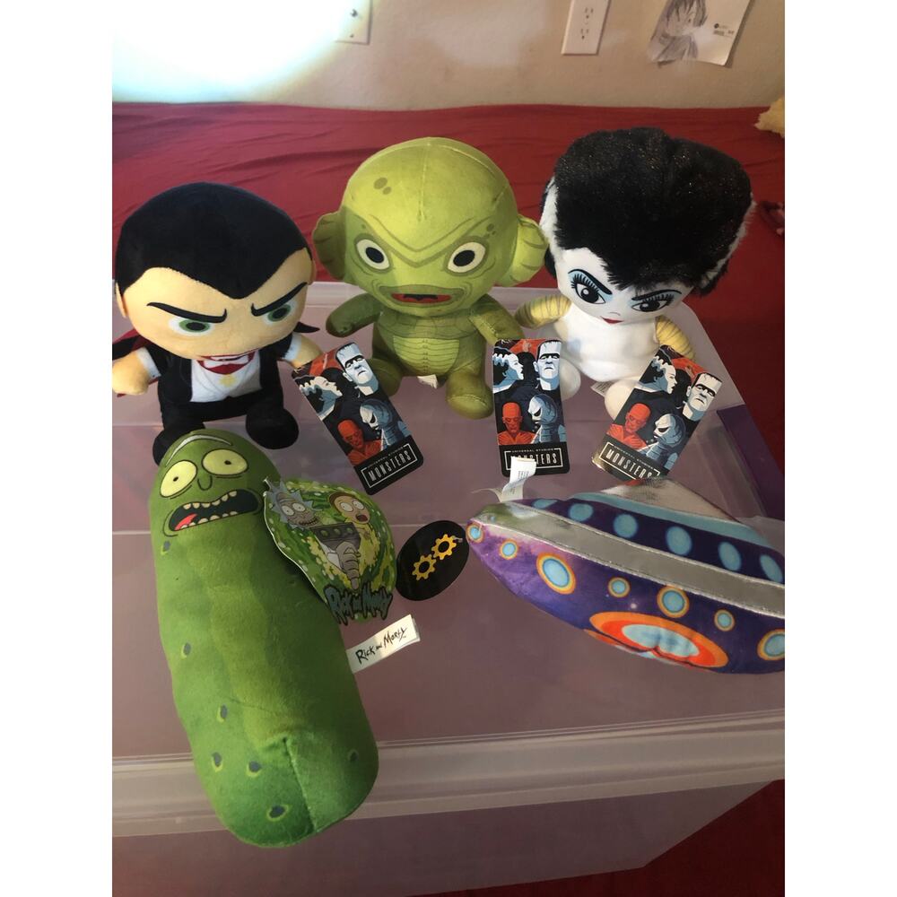 Adult and kids NWT plushie bundle